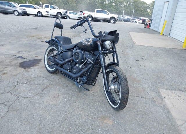 2019 HARLEY DAVIDSON FXBB / Street Bob