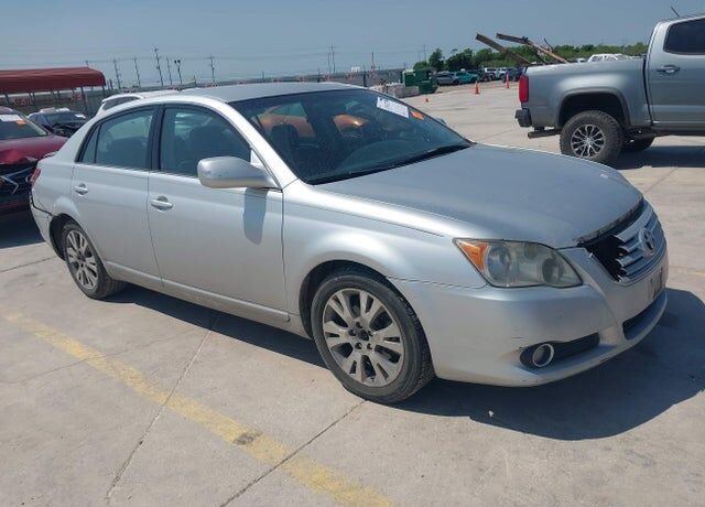 2008 TOYOTA Avalon