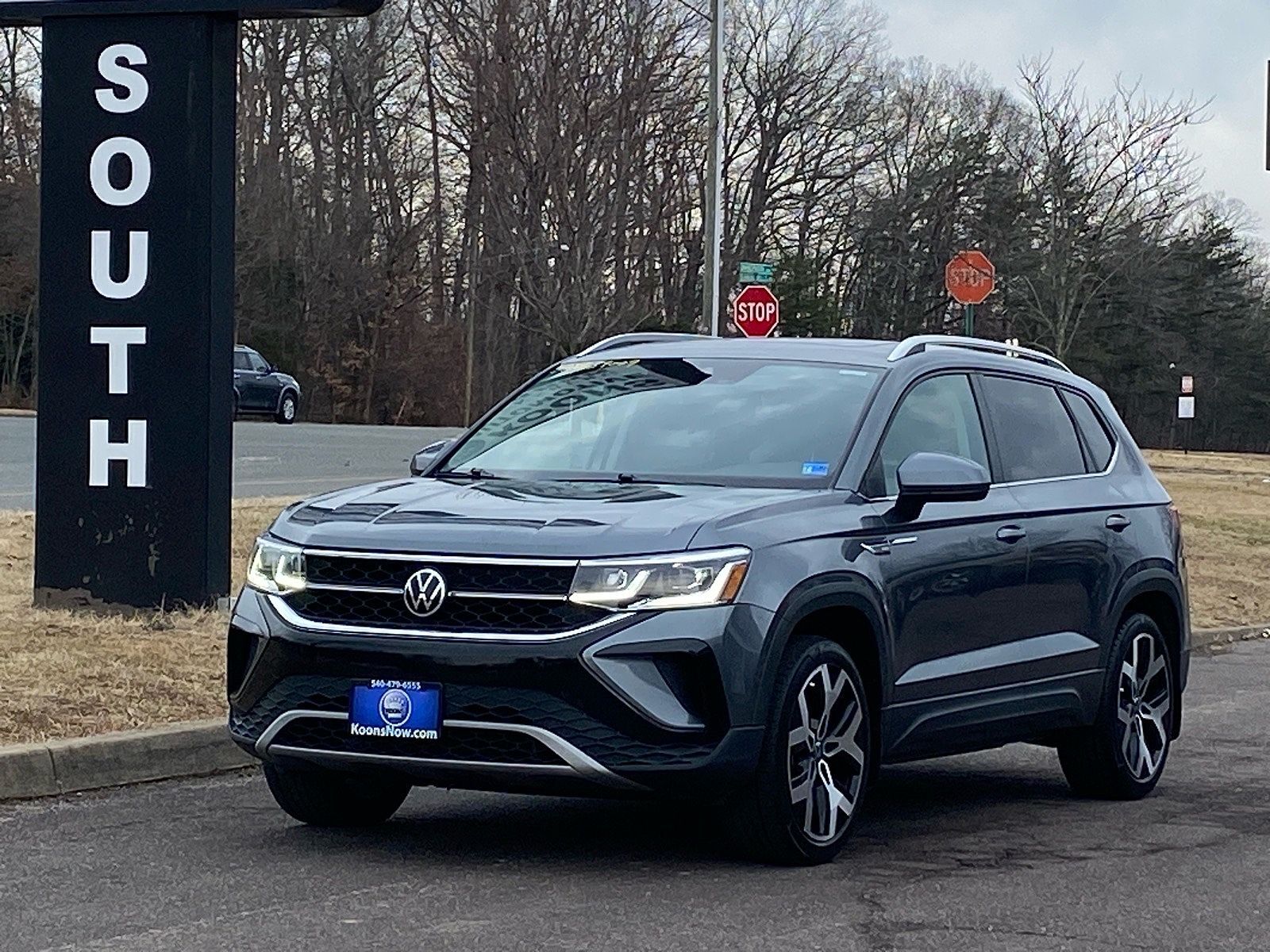 2022 VOLKSWAGEN Taos
