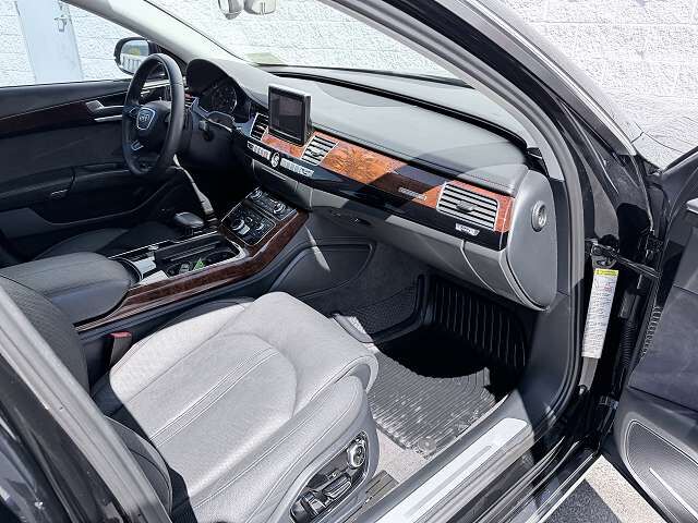 2014 Audi A8