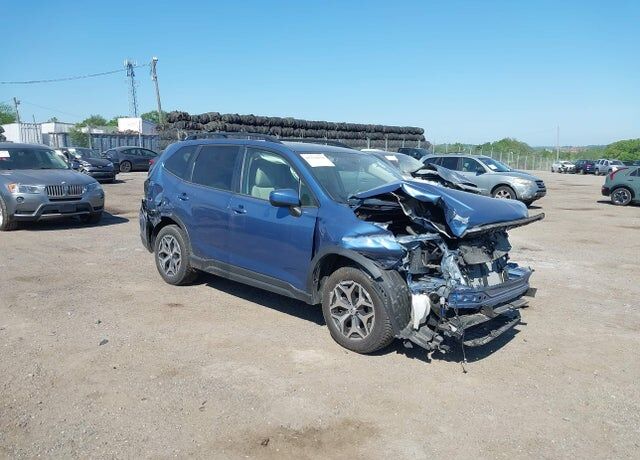 2020 SUBARU Forester