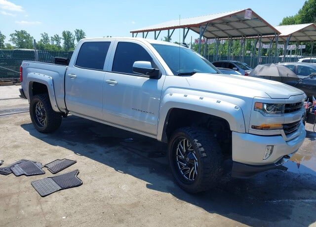 2017 CHEVROLET Silverado