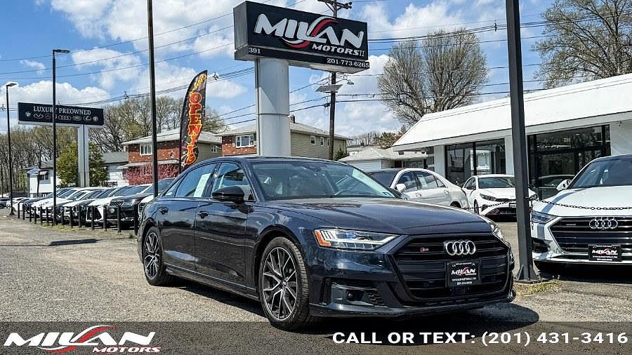 2020 AUDI S8