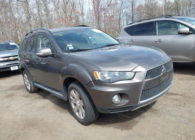 2013 MITSUBISHI Outlander