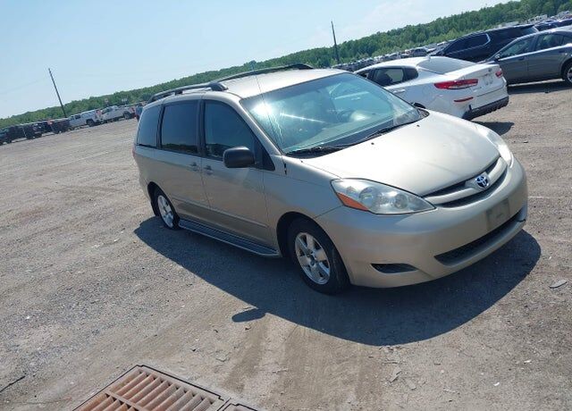 2007 TOYOTA Sienna