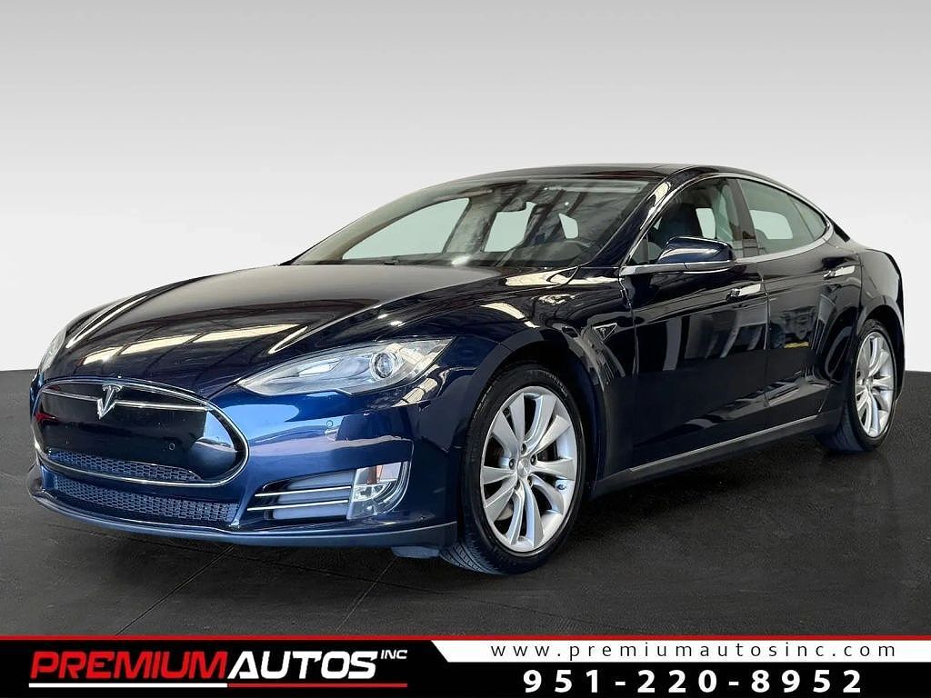 2014 TESLA Model S