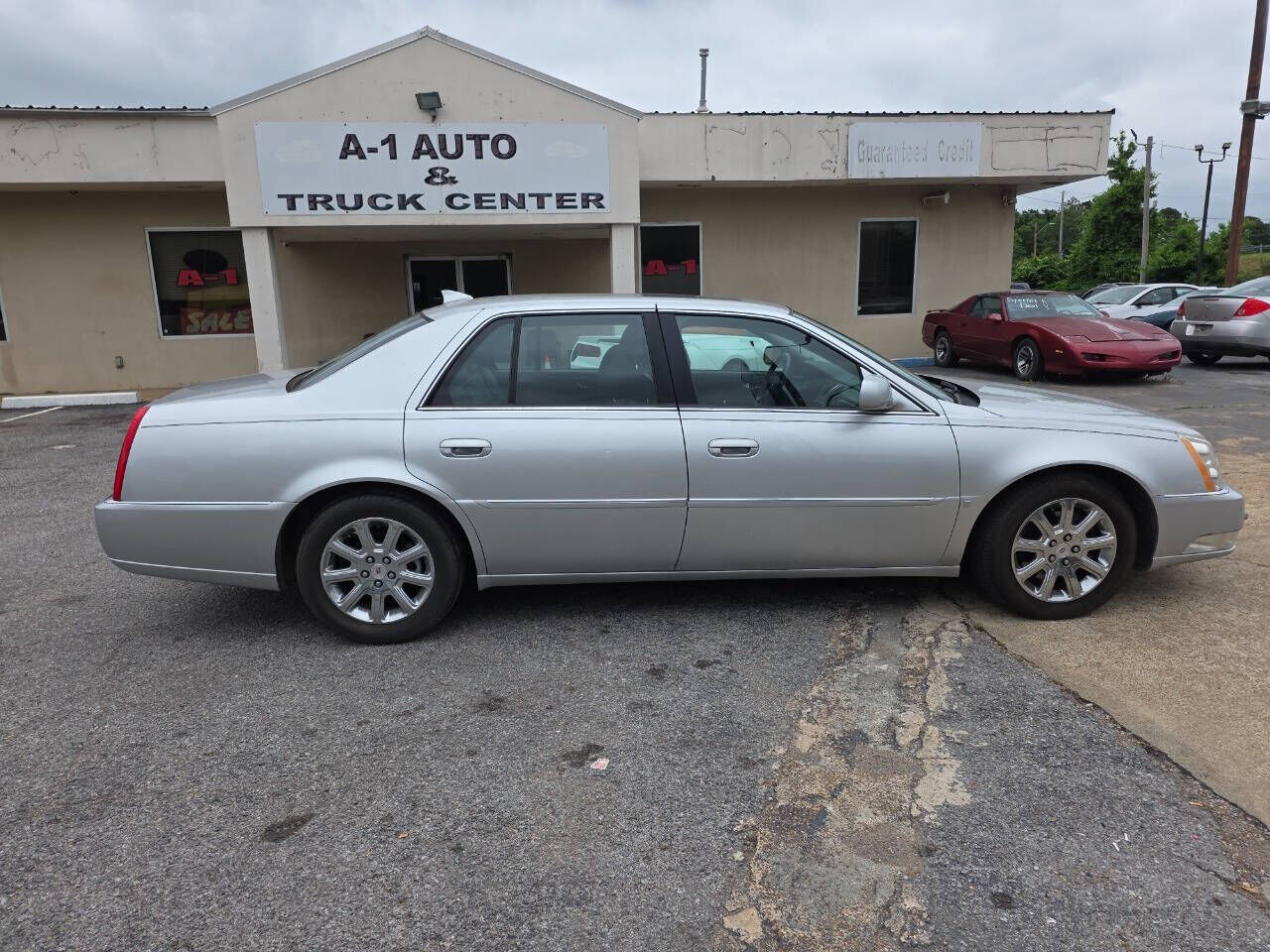 2009 CADILLAC DTS