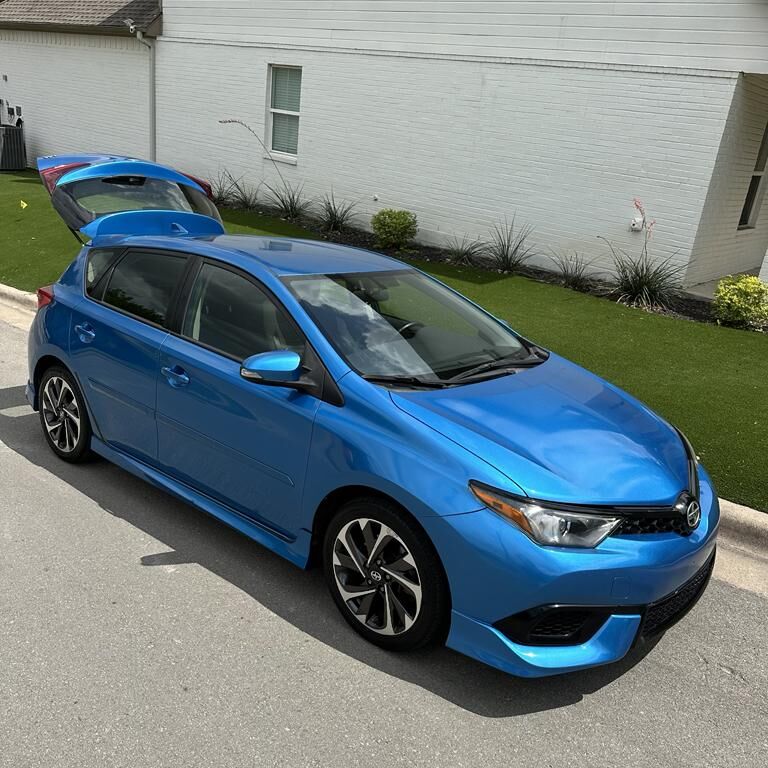 Toyota Scion iM