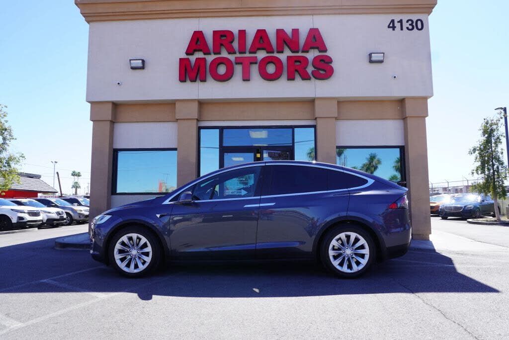 2018 TESLA Model X
