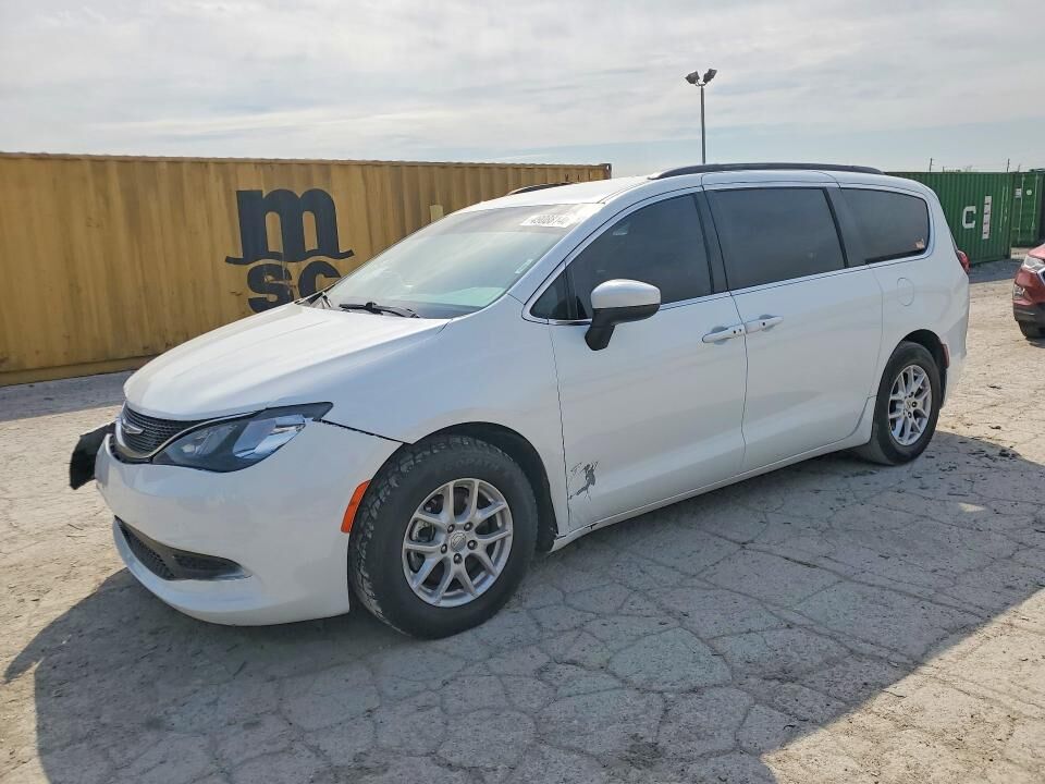 2021 CHRYSLER Voyager