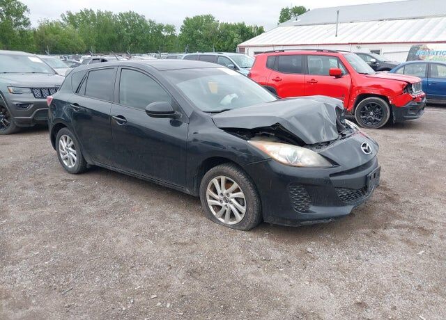 2013 MAZDA Mazda3