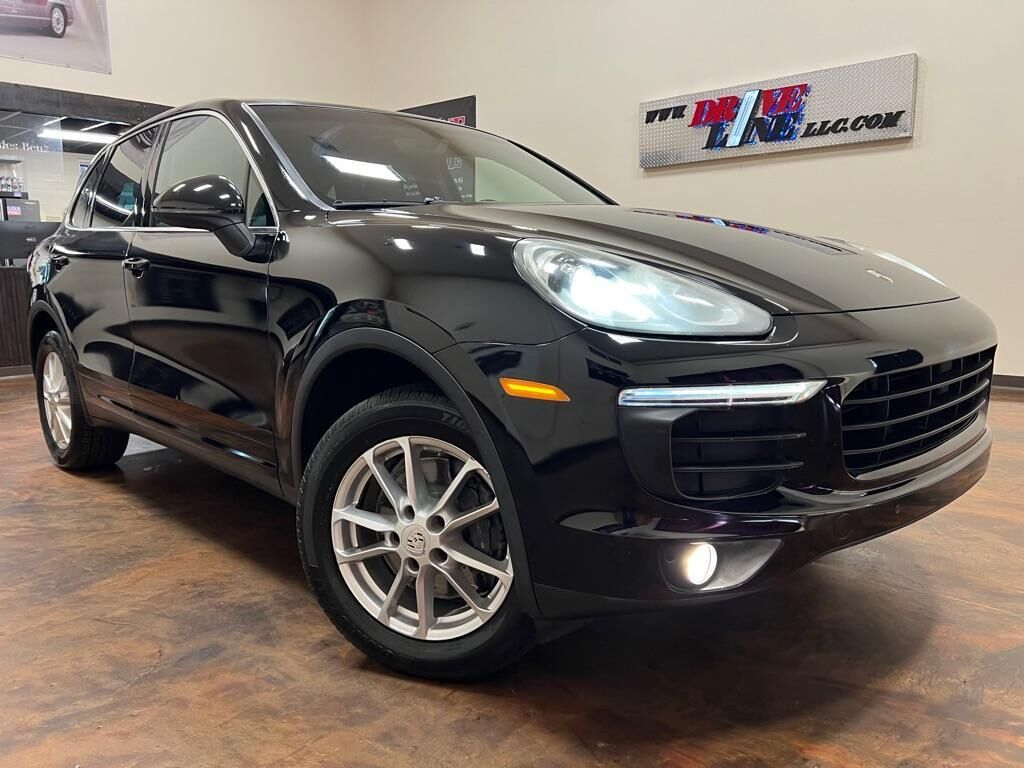 2016 PORSCHE Cayenne