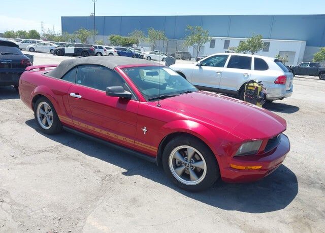 2005 FORD Mustang