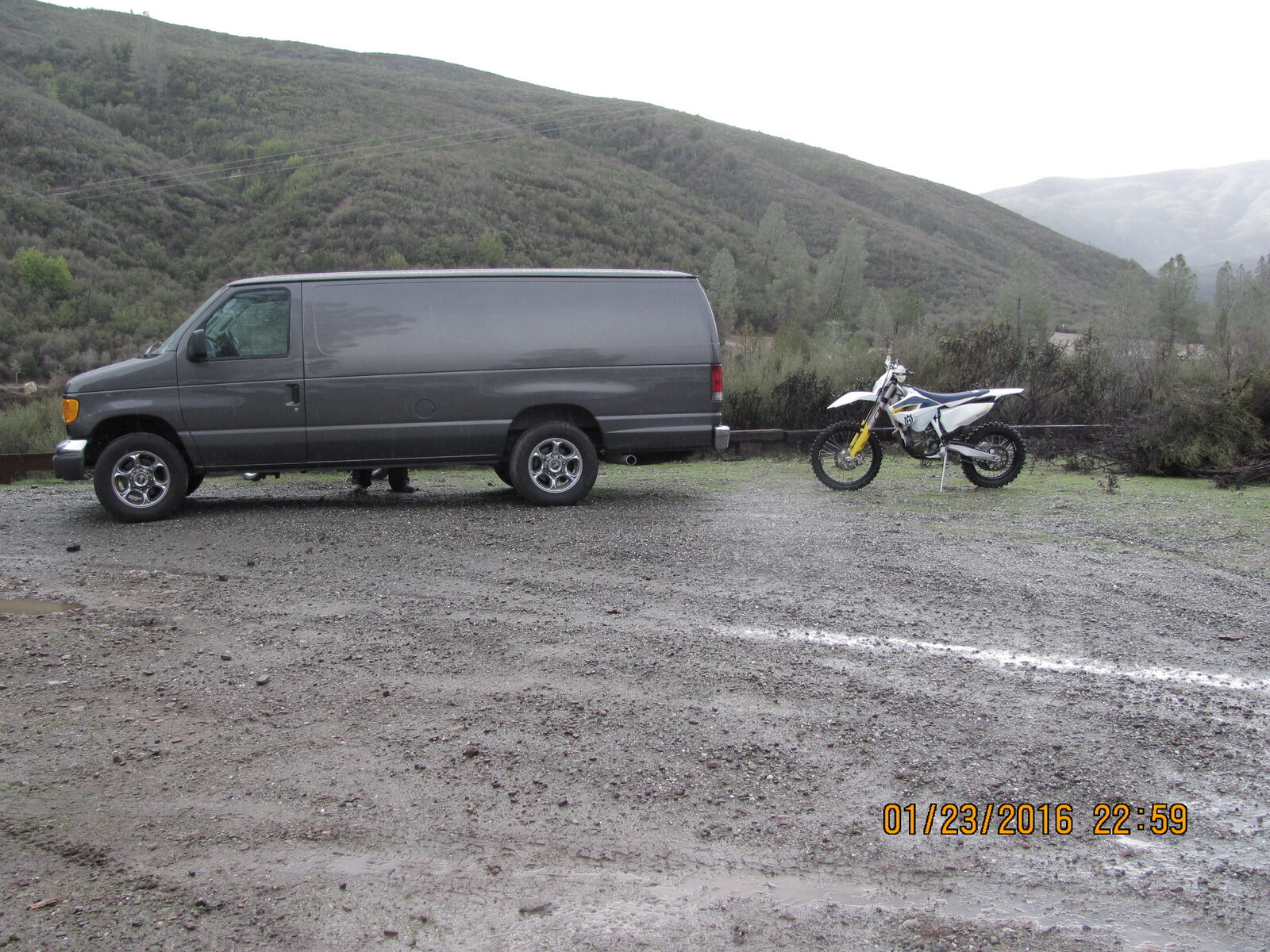 2006 FORD E-250