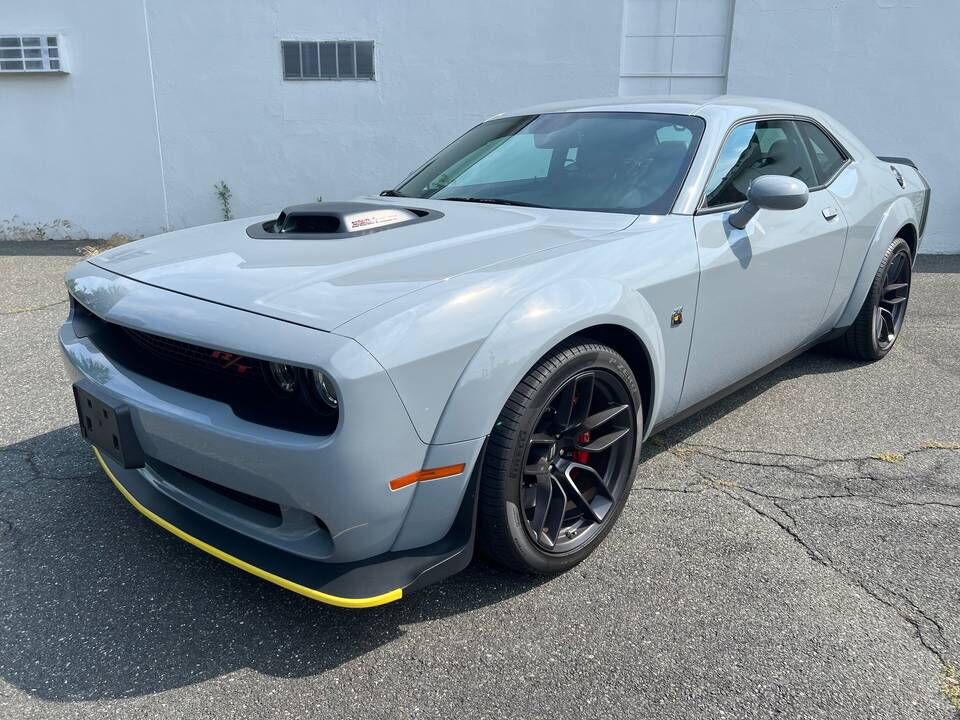 2021 DODGE Challenger