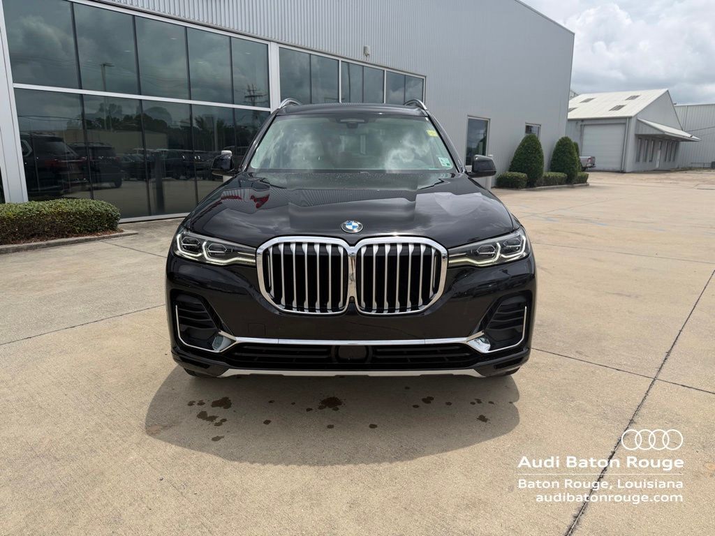 2021 BMW X7