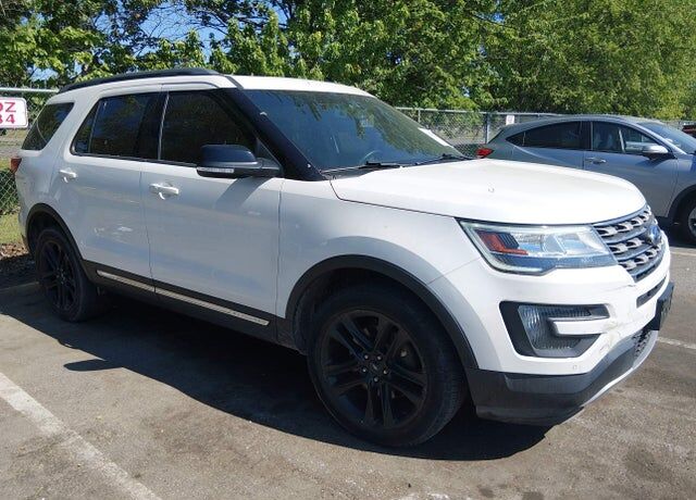 2016 FORD Explorer