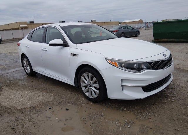 2017 KIA Optima