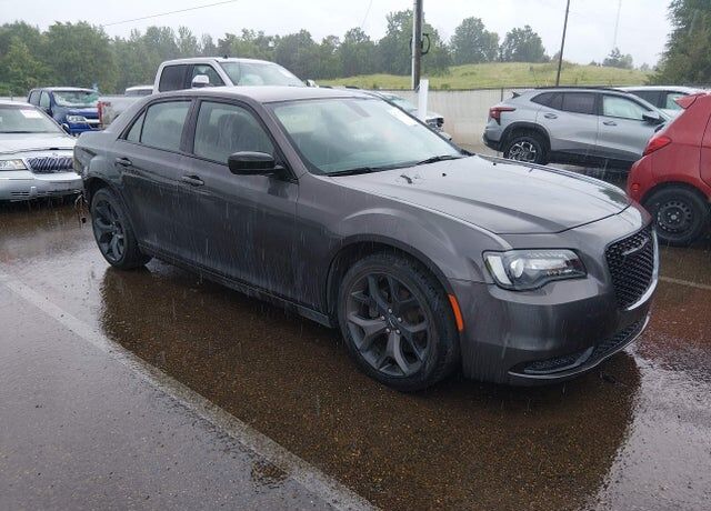 2020 CHRYSLER 300