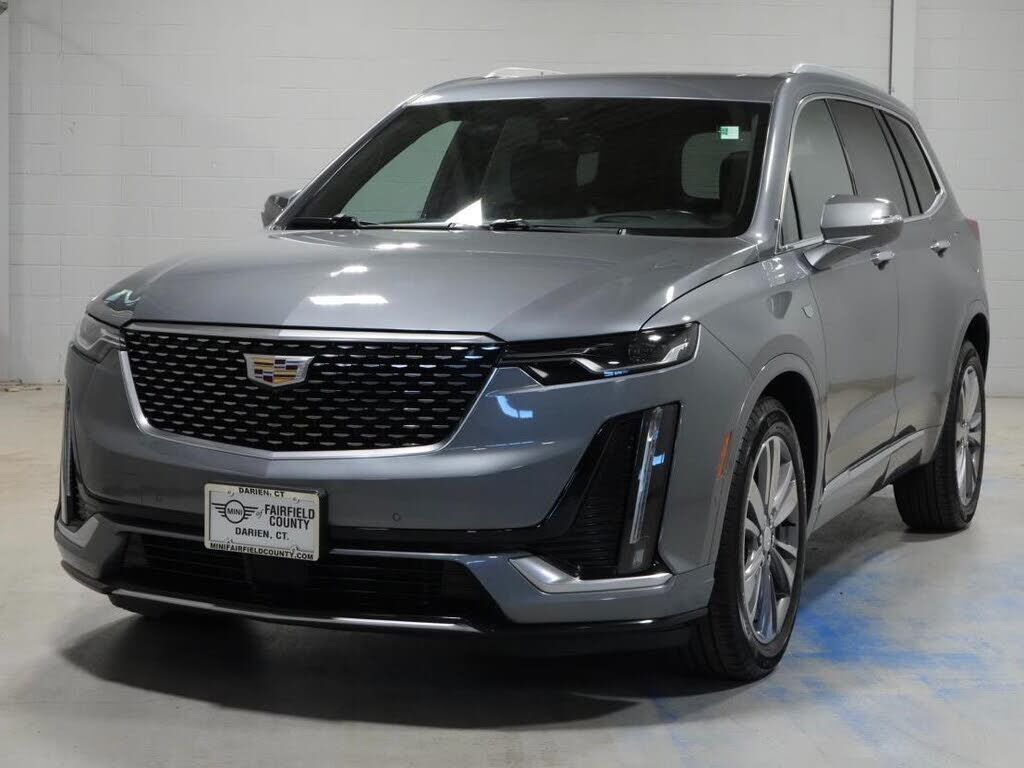 2021 CADILLAC XT6