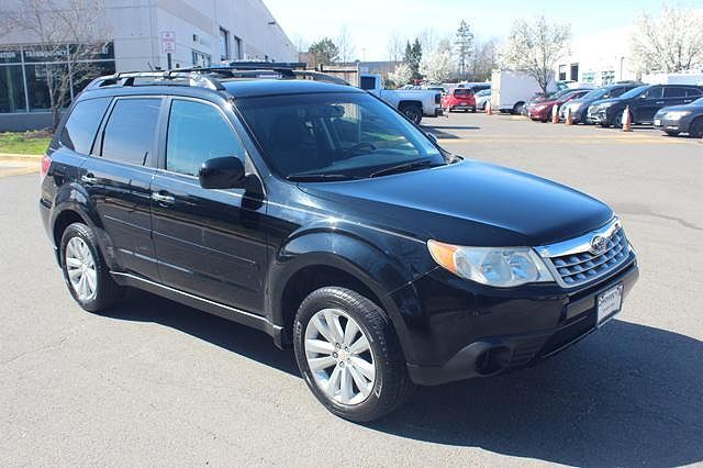 2011 SUBARU Forester
