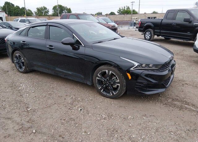 2021 KIA K5