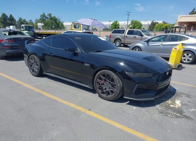 2025 FORD Mustang