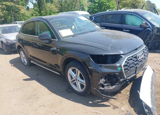 2021 AUDI Q5 e