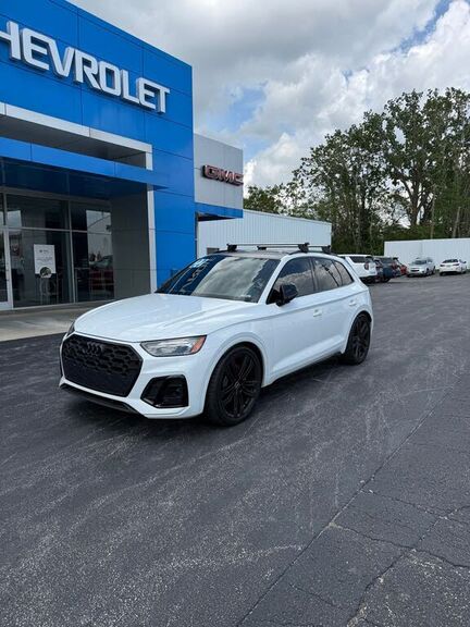 2022 Audi SQ5