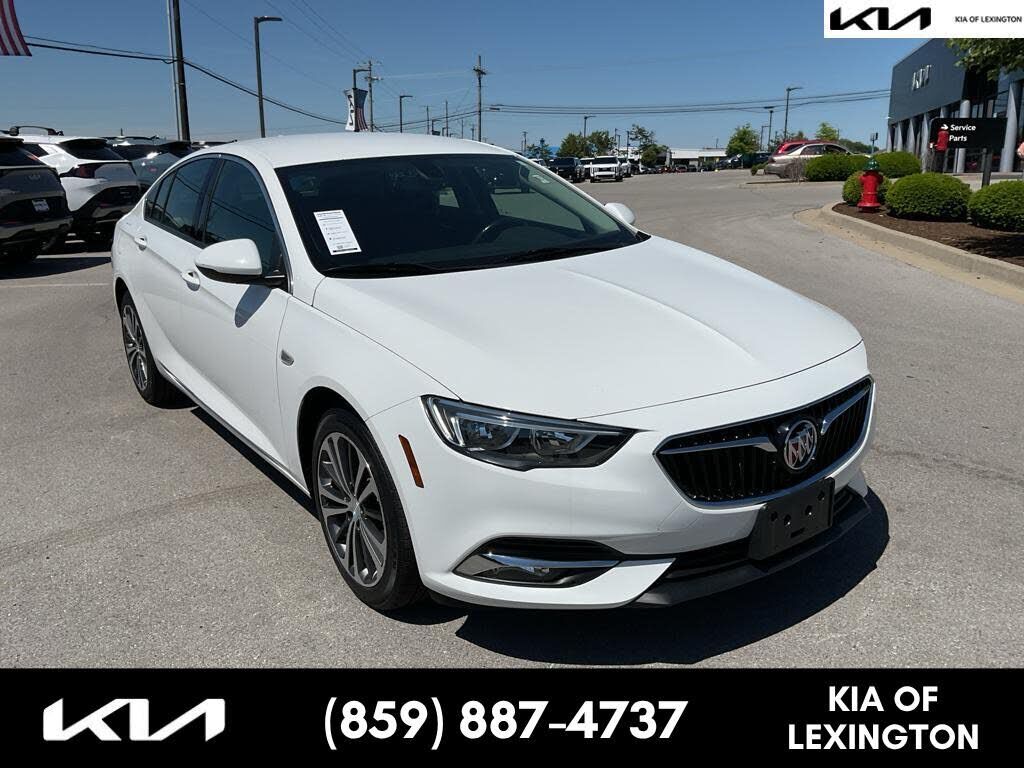 2018 BUICK Regal