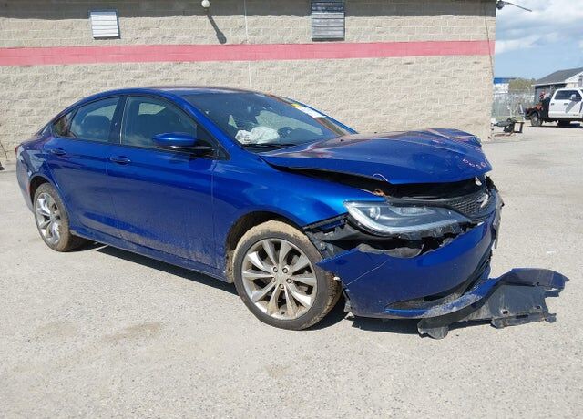 2016 CHRYSLER 200