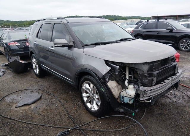 2013 FORD Explorer