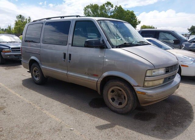 2002 CHEVROLET Astro Van