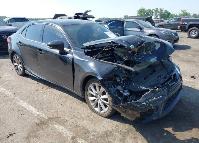 2015 LEXUS IS