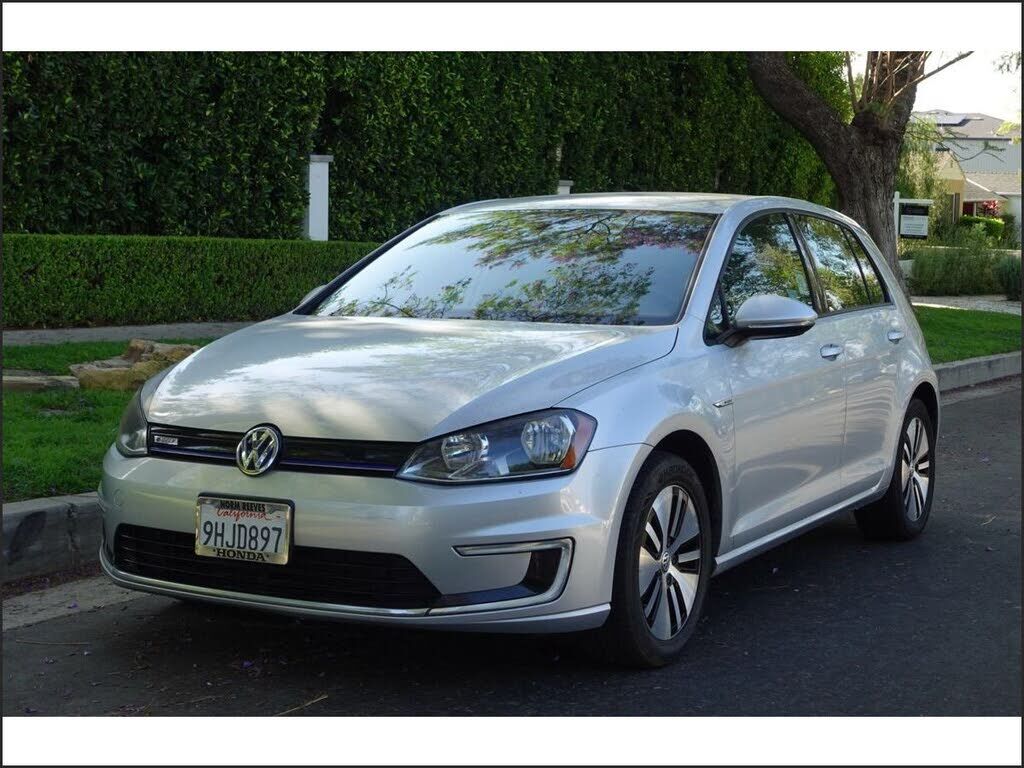 2016 VOLKSWAGEN e-Golf
