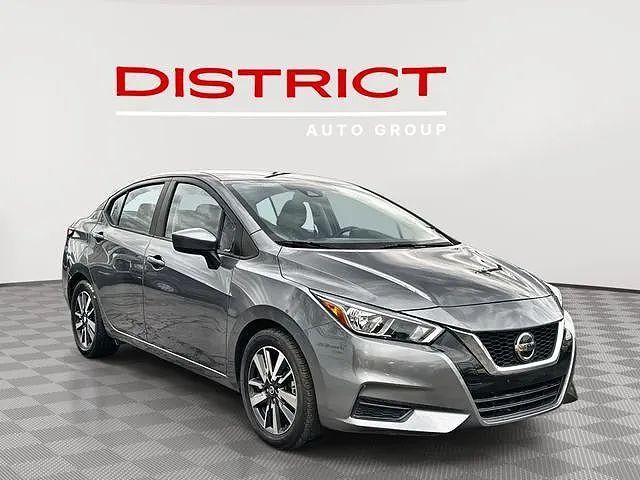 2022 NISSAN Versa