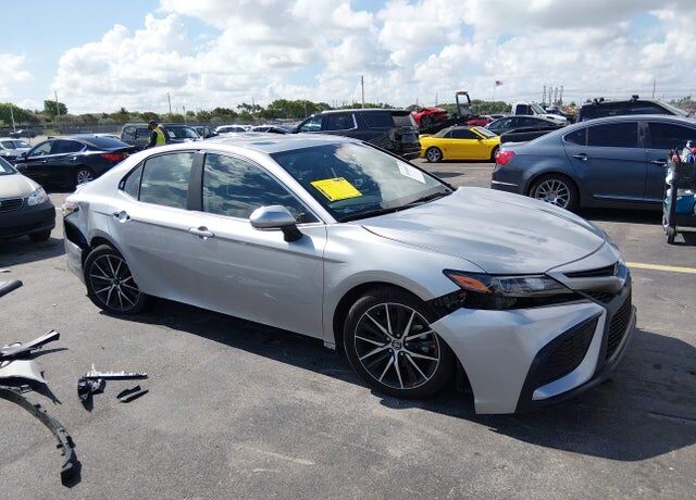 2024 TOYOTA Camry