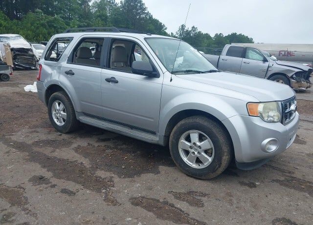 2010 FORD Escape