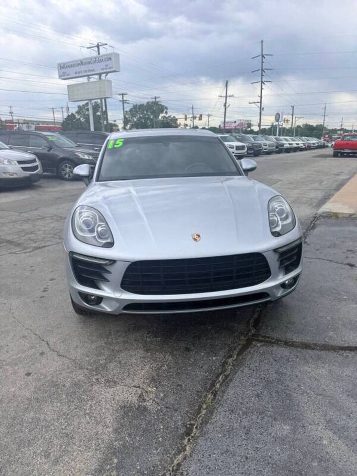 2015 PORSCHE Macan