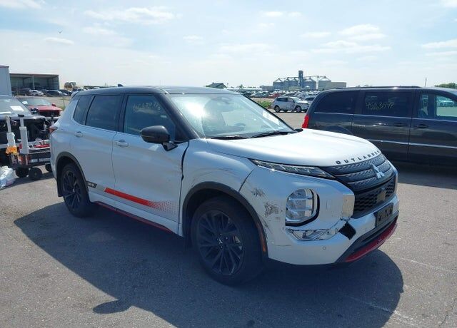 2024 MITSUBISHI Outlander