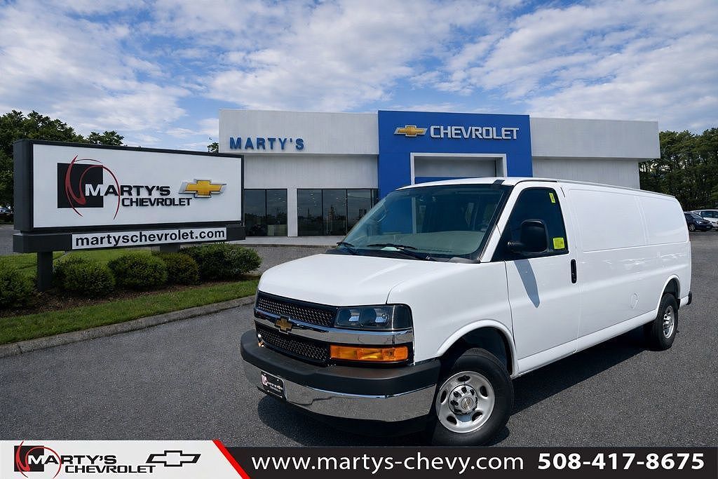2026 CHEVROLET Express