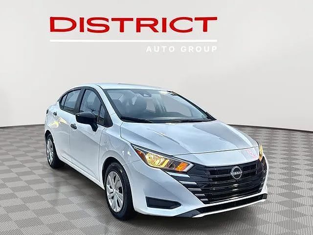 2023 NISSAN Versa
