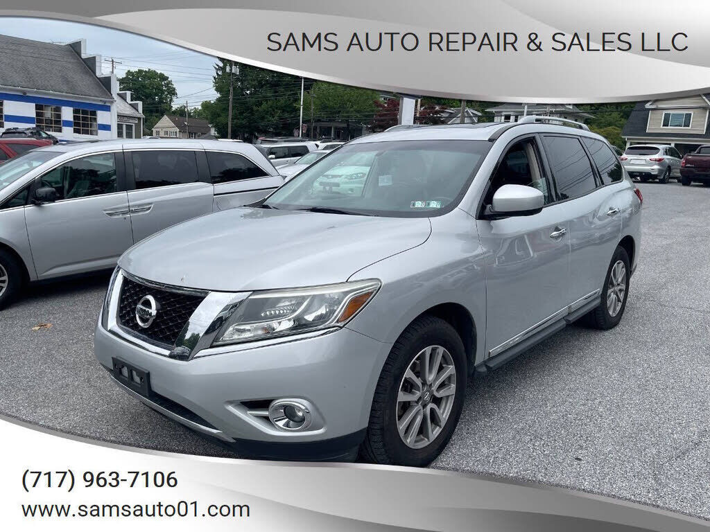 2016 NISSAN Pathfinder