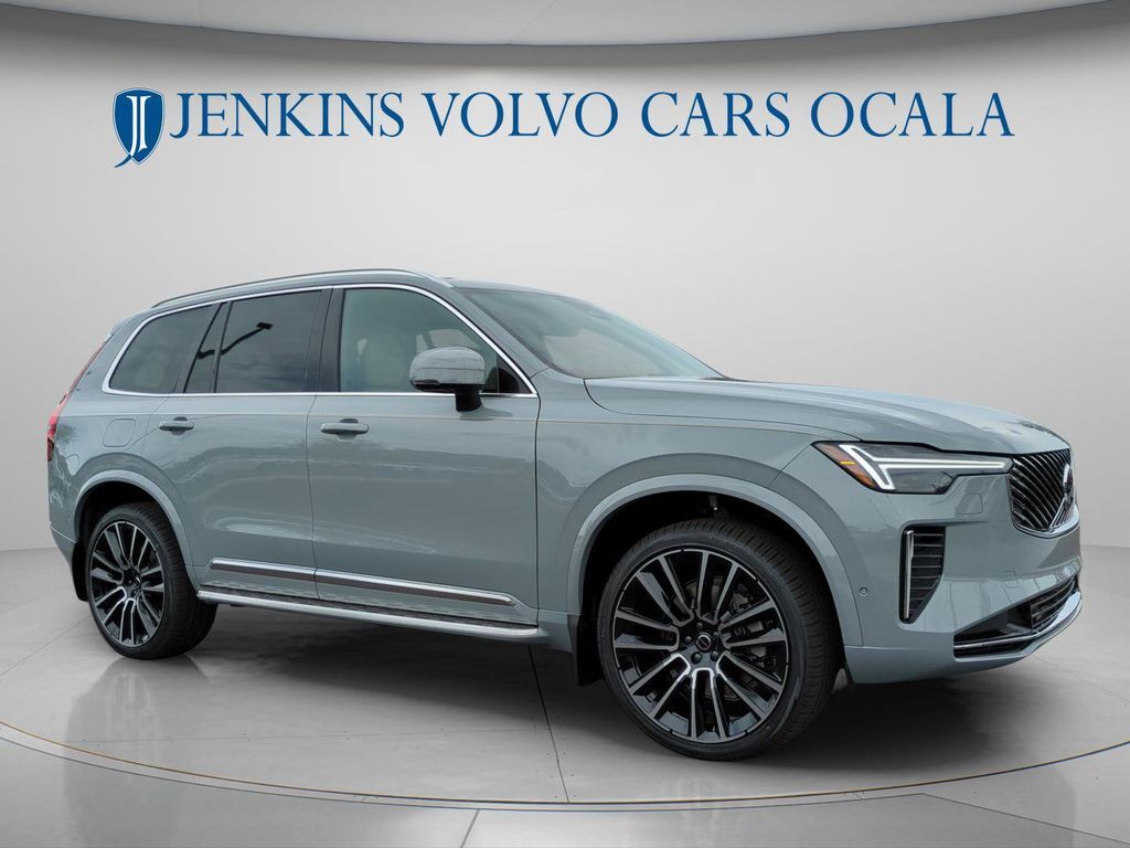 2026 VOLVO XC90