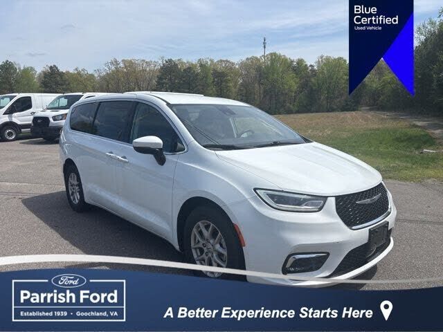 2023 CHRYSLER Pacifica