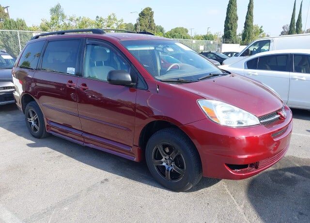 2005 TOYOTA Sienna