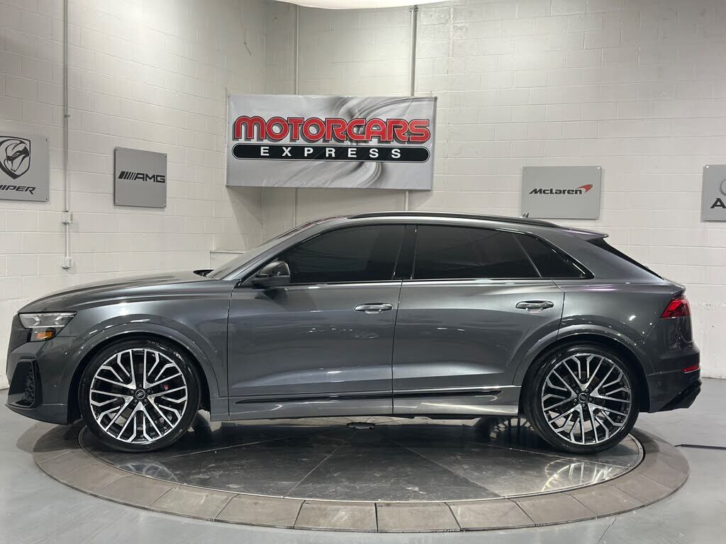 2024 Audi SQ8