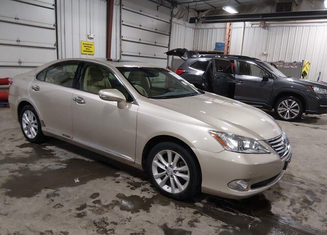 2012 LEXUS ES