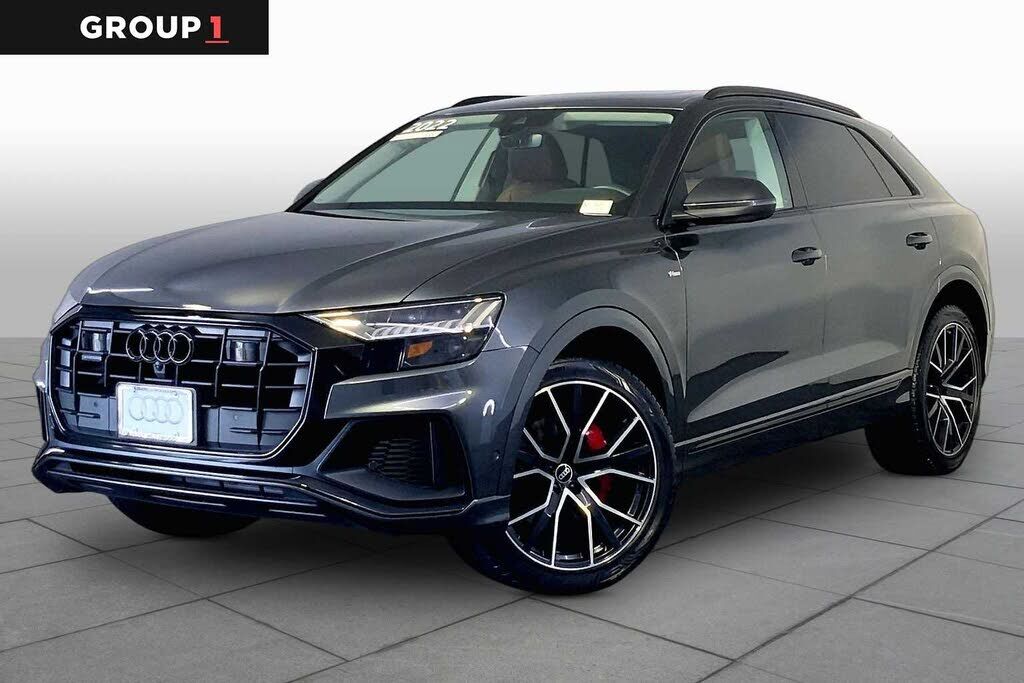 2022 AUDI Q8