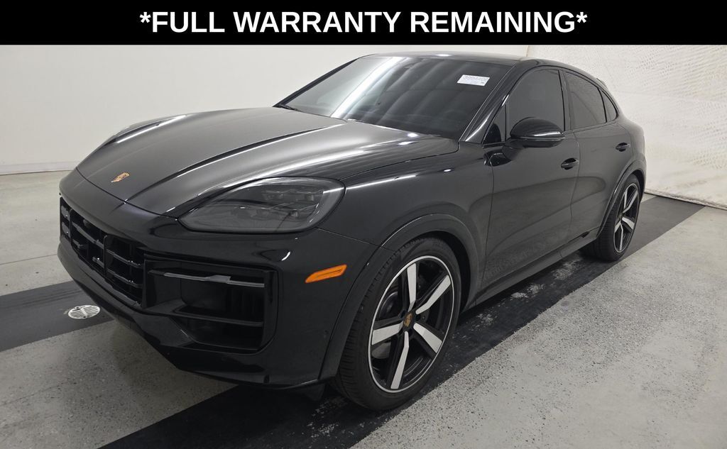2025 PORSCHE Cayenne